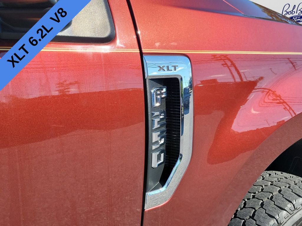Used 2017 Brown Ford XLT image 9
