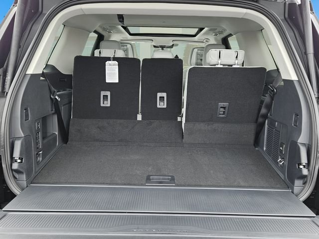 New 2026 Agate Black Metallic Ford Platinum® image 7