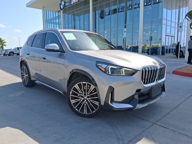 Used 2024 Silver BMW xDrive28i image 1