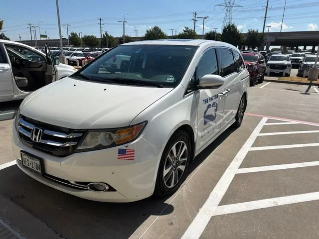 Used 2016 Honda Odyssey Touring with VIN 5FNRL5H98GB022810 for sale in Plano, TX