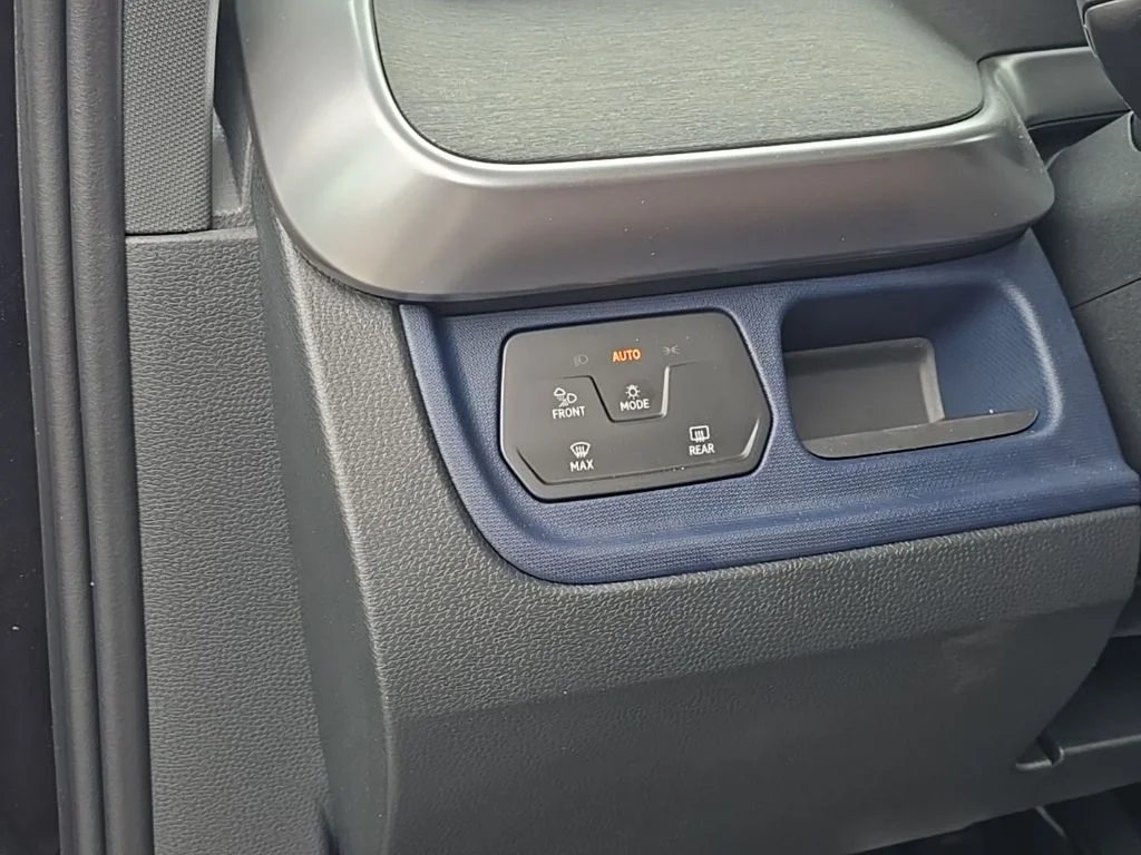 2025 Volkswagen ID. Buzz PRO S - Photo 10