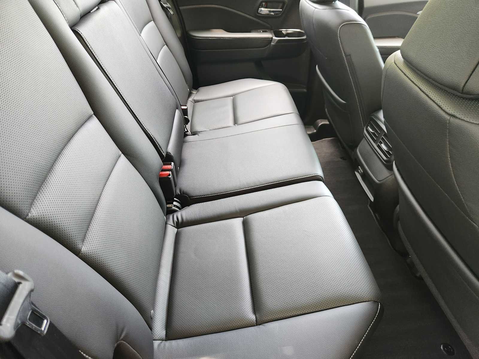 Used 2025 Sonic Gray Pearl Honda RTL image 29