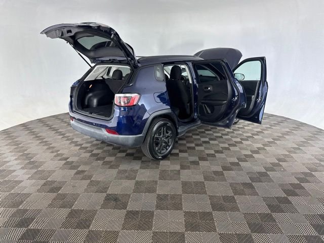 Used 2018 Blue Jeep Sport image 17