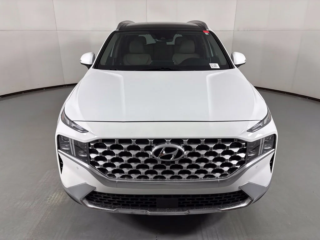 Used 2023 White Hyundai Limited image 3