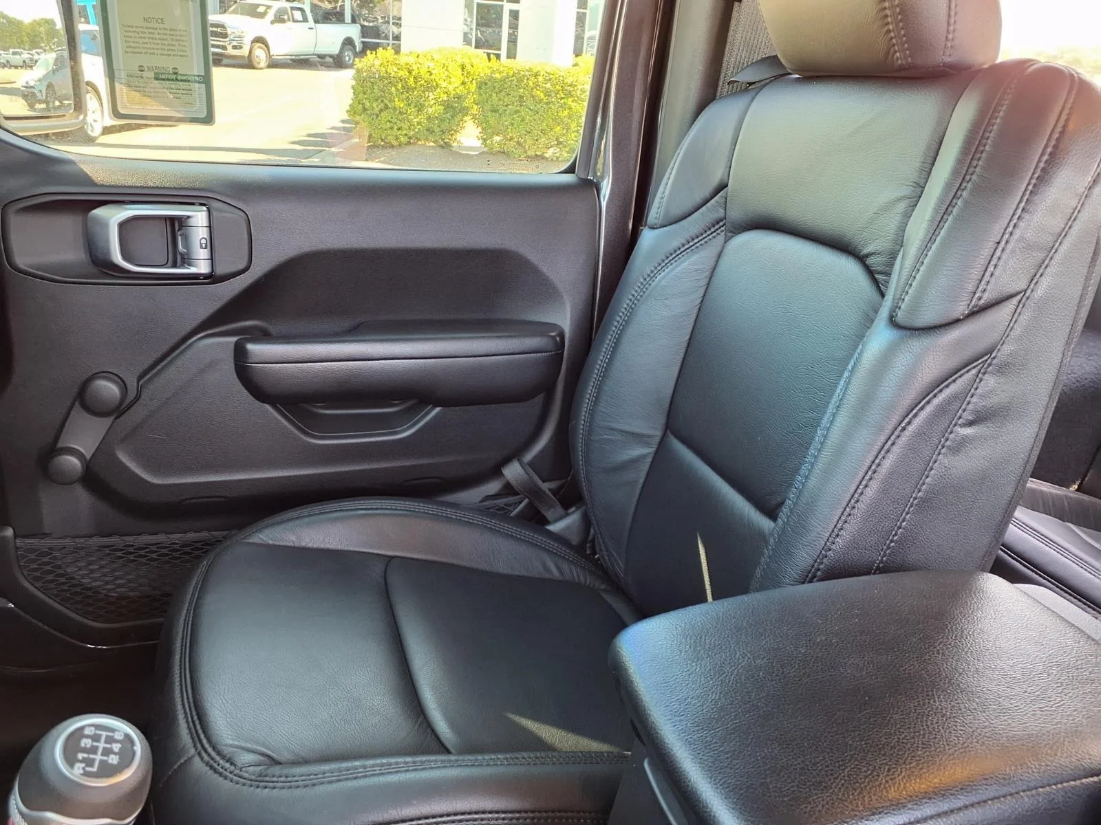 Used 2020 Granite Crystal Metallic Clearcoat Jeep Sport image 19