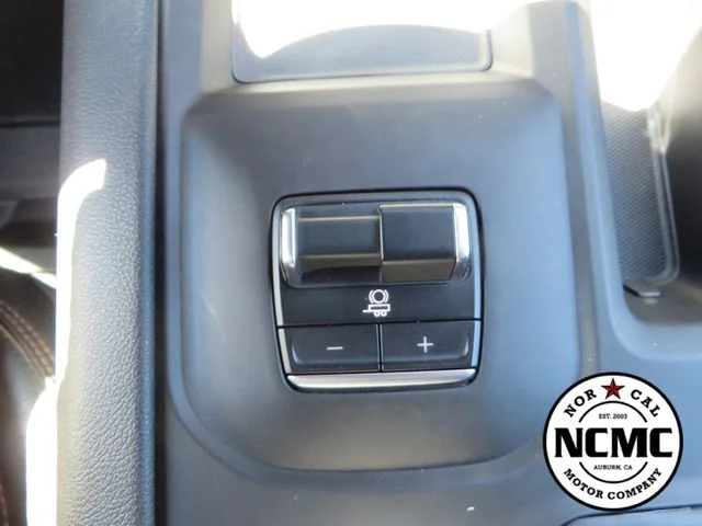 2025 GMC Sierra 2500HD AT4 - Photo 29