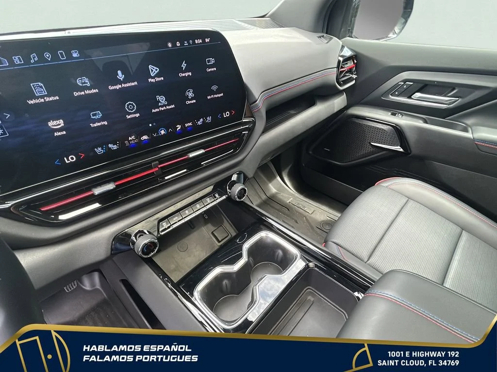 Used 2025 Black Chevrolet RST - Max Range image 22
