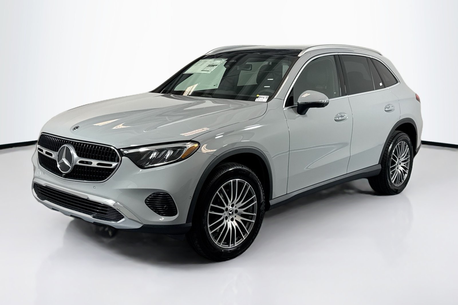 New 2026 MANUFAKTUR Alpine Grey Mercedes-Benz GLC 300 image 1