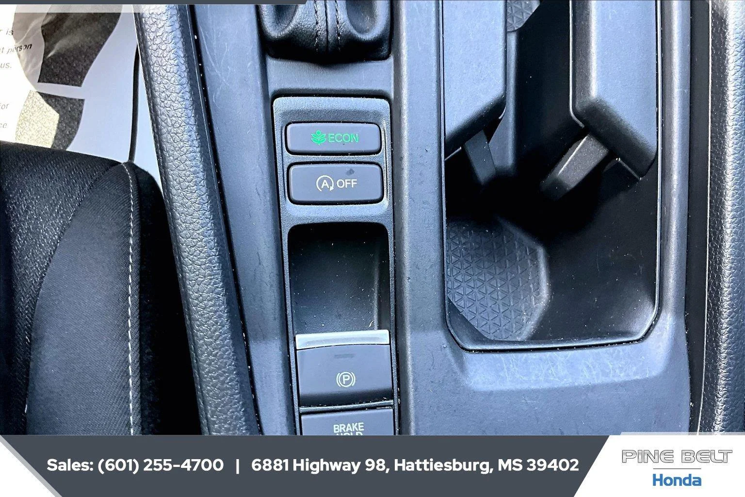 Used 2025 Crystal Black Pearl honda SE CVT image 22
