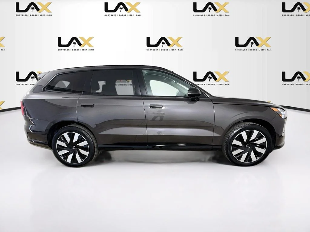 Used 2025 Gray Volvo Twin Motor Plus image 8