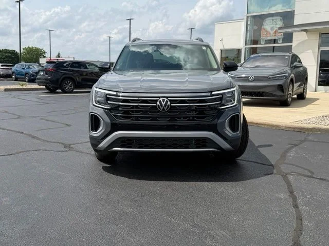 New 2026 Gray Volkswagen 2.0T Peak Edition image 2