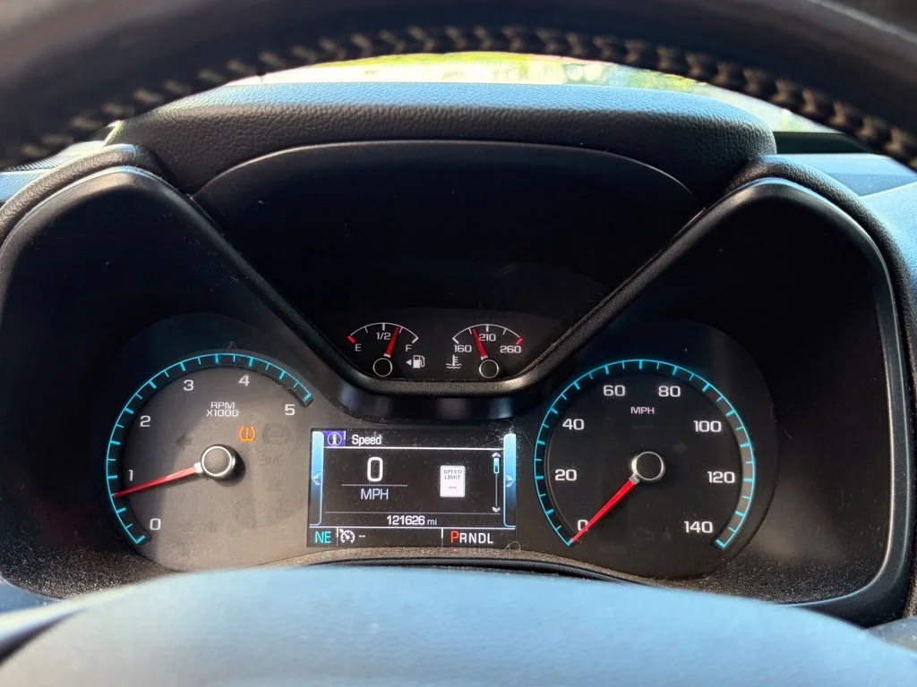 Used 2018 White GMC Denali image 7