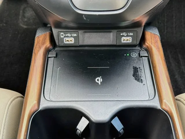 Used 2021 Platinum White Pearl Honda Touring image 30