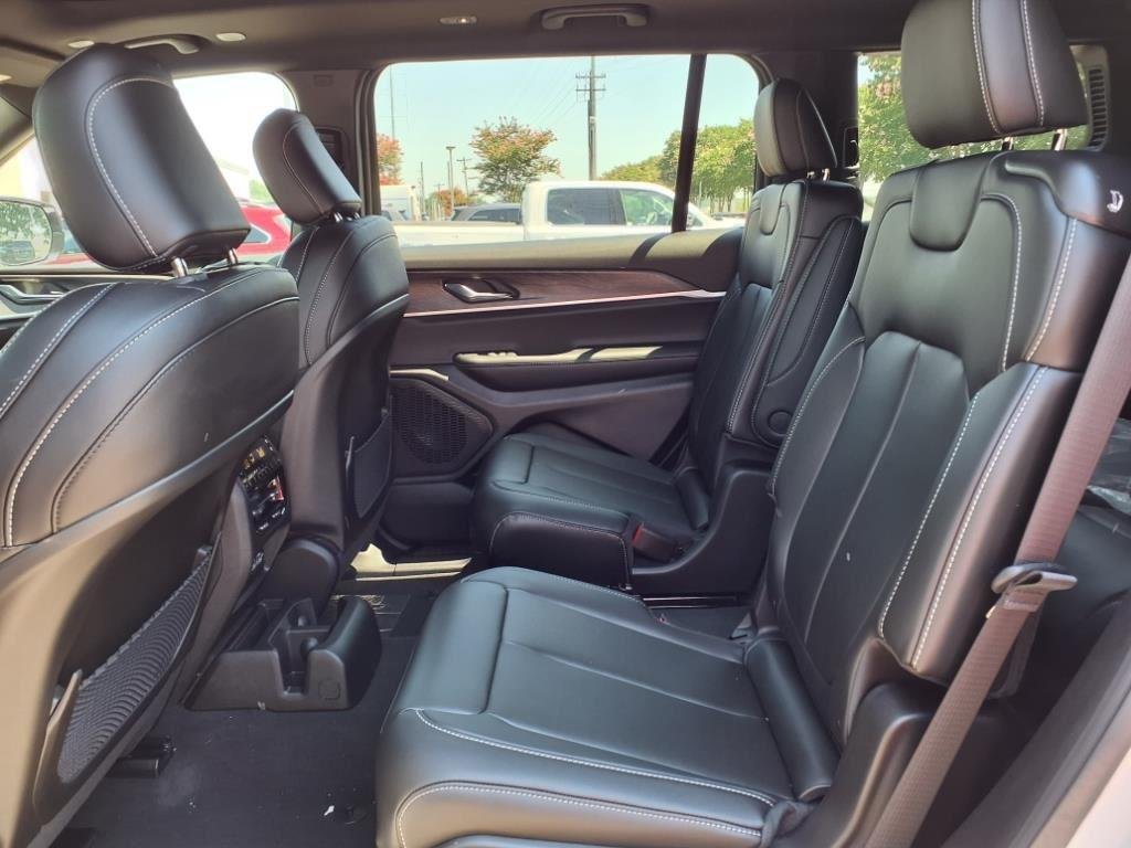 2025 Jeep Grand Cherokee L Limited - Photo 24