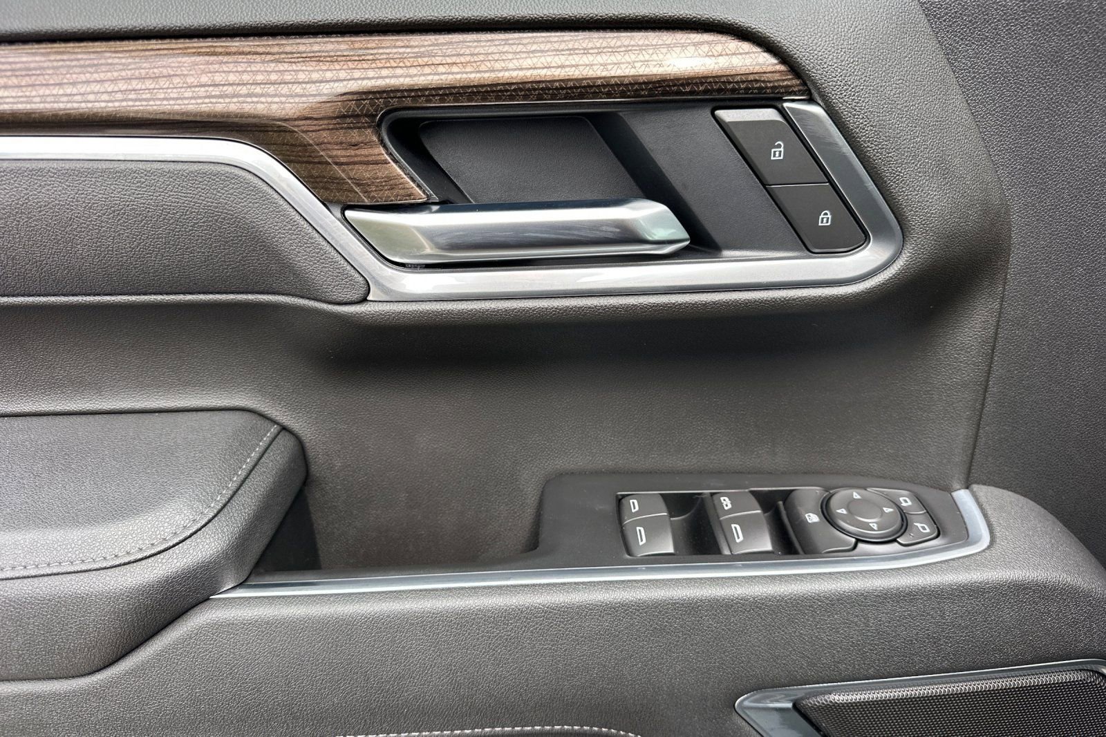 2026 Chevrolet Silverado 1500 LT - Photo 11