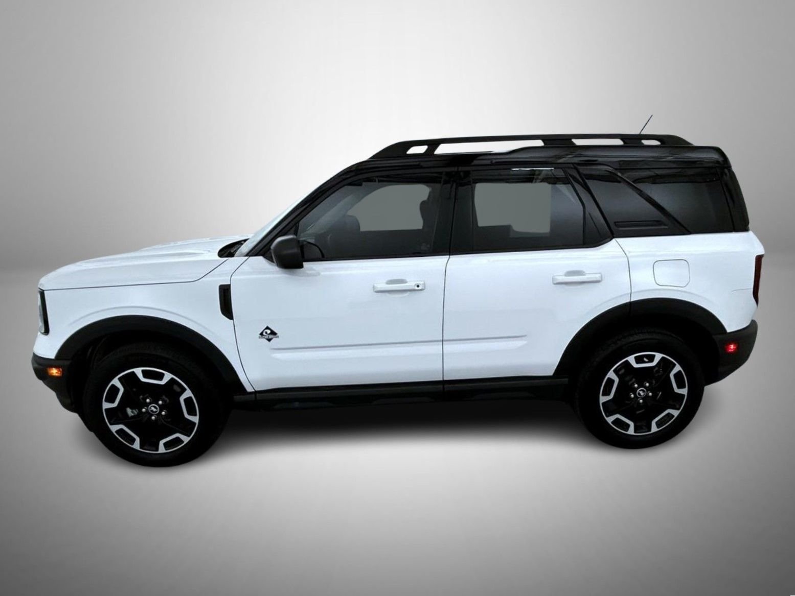 Used 2024 White Ford Outer Banks image 8