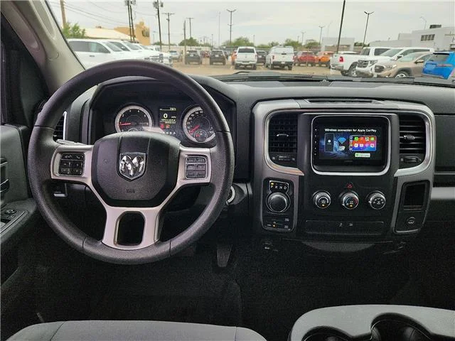 Used 2022 Billet Silver Metallic Clearcoat RAM SLT 4x4 Crew Cab 5.6 ft. box 140 in. WB image 10
