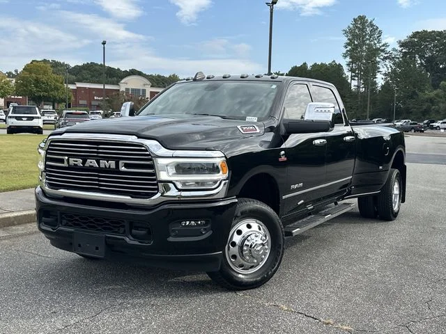 2024 RAM 3500 Laramie 4X4 Crew Cab LWB's photo