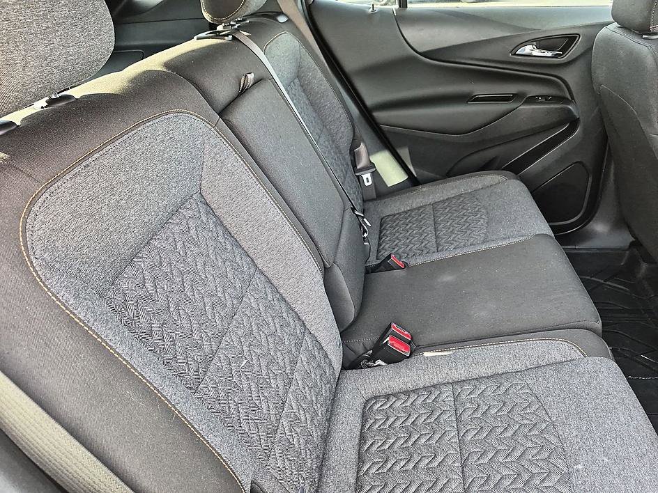 Used 2023 Summit White Chevrolet LT image 32