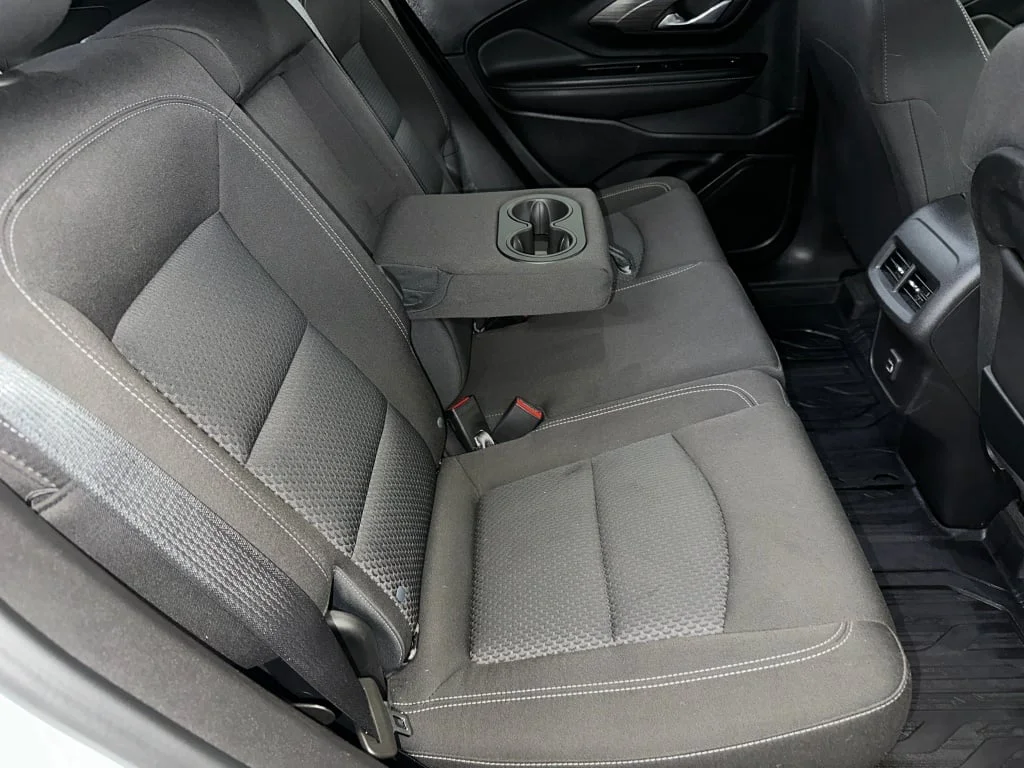 2023 GMC Terrain SLE - Photo 30