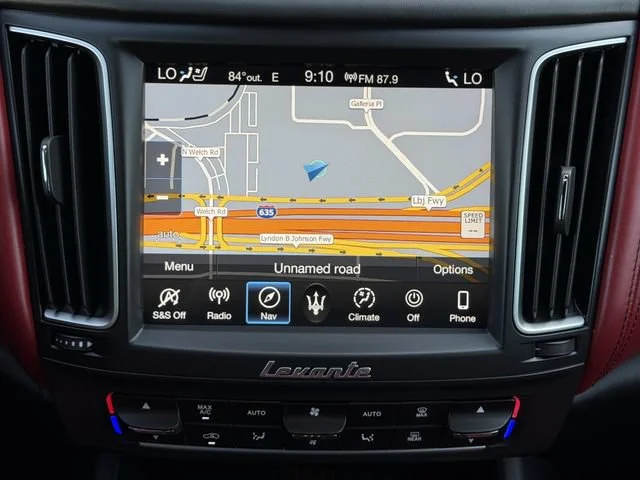 Used 2019 White Maserati S GranLusso image 18
