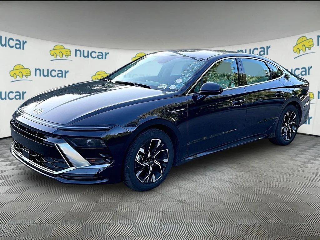 Used 2025 Blue Hyundai SEL image 3