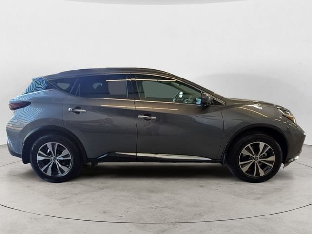 Used 2024 Gray Nissan SV image 4