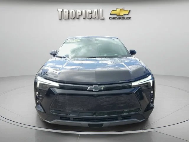 New 2025 Black Chevrolet LT image 8