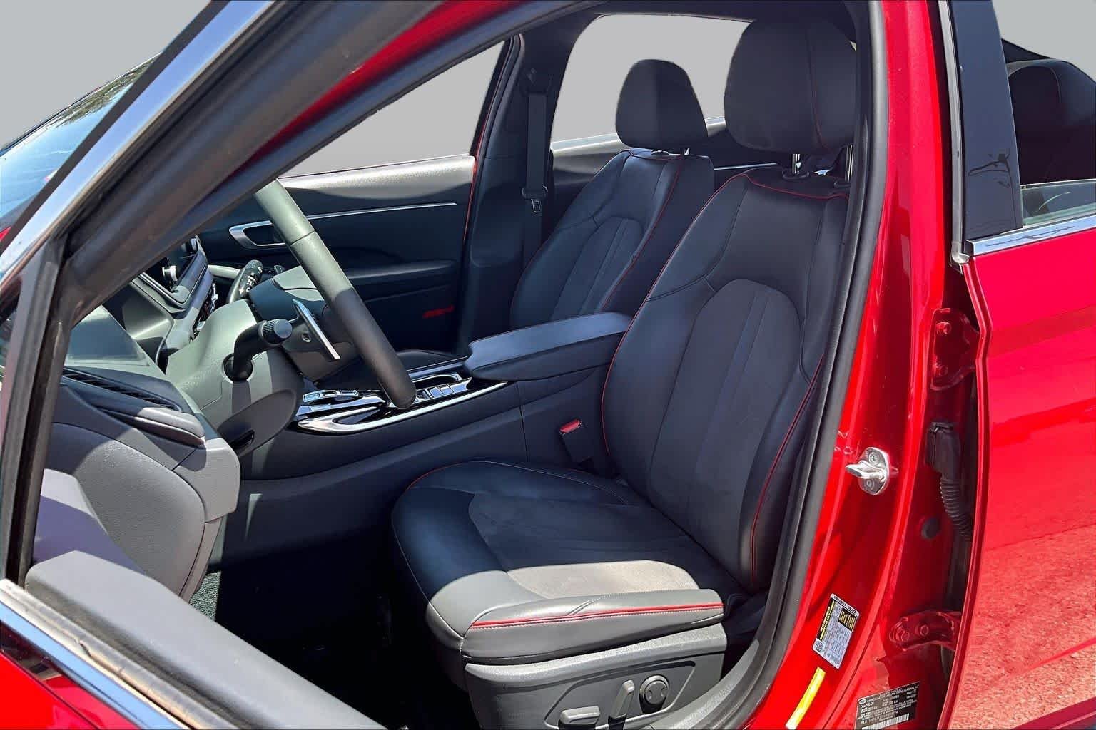 Used 2021 Calypso Red Hyundai SEL Plus image 8