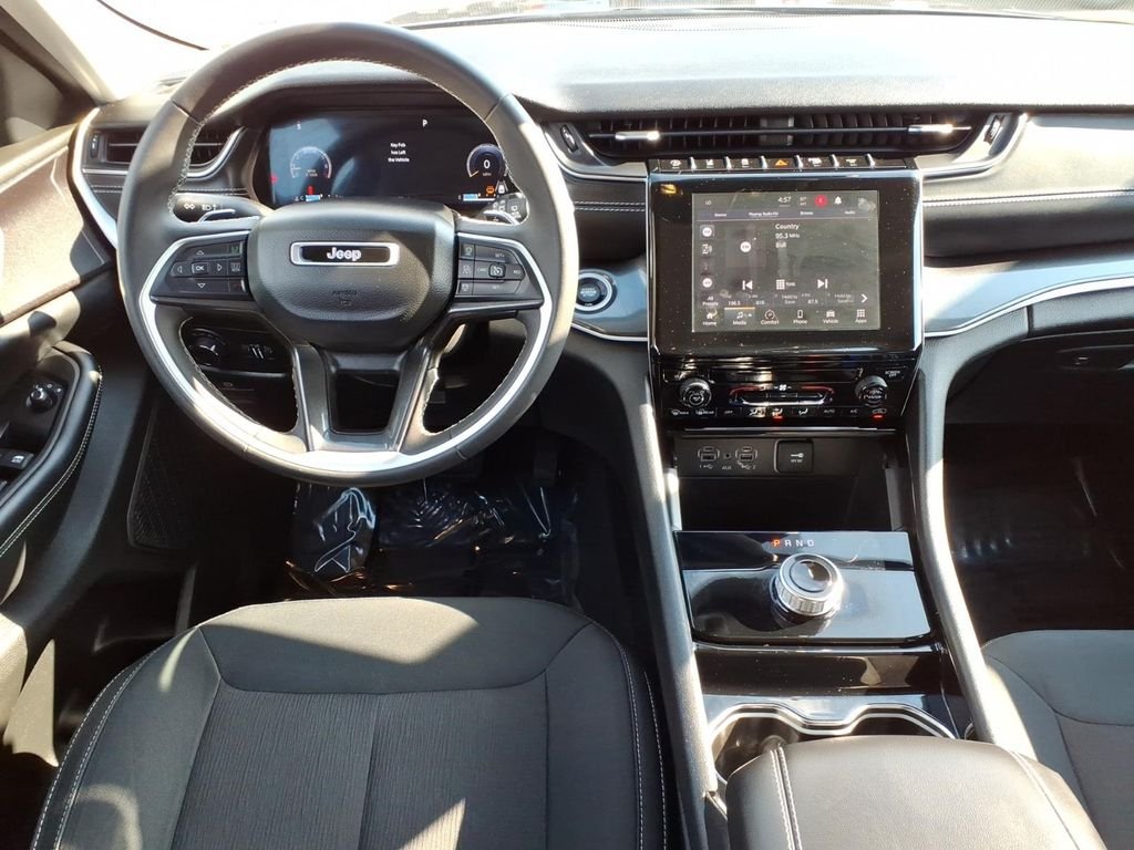 Certified Used 2023 Metallic Jeep Laredo image 15