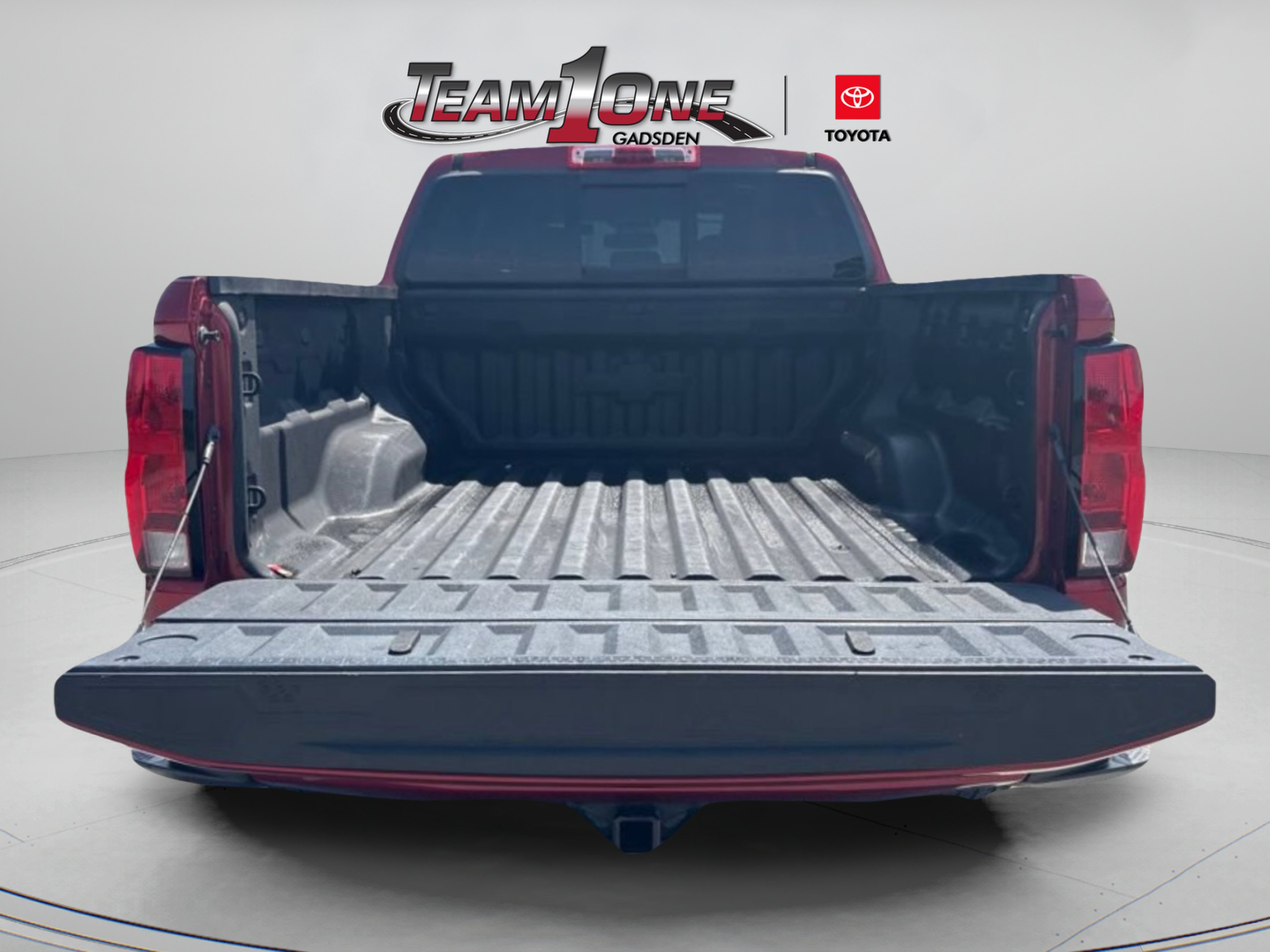 Used 2023 Radiant Red Tintcoat Chevrolet 2WD LT image 8