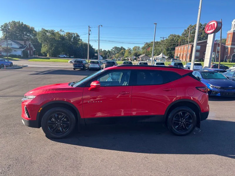 Used 2019 Red Chevrolet Base image 5