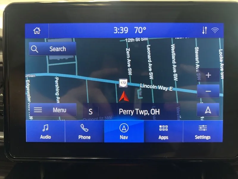 Used 2020 White Ford Limited image 31