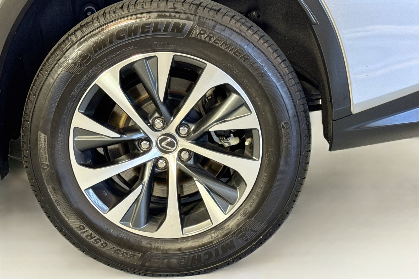 Used 2022 Atomic Silver Lexus RX 350 image 29