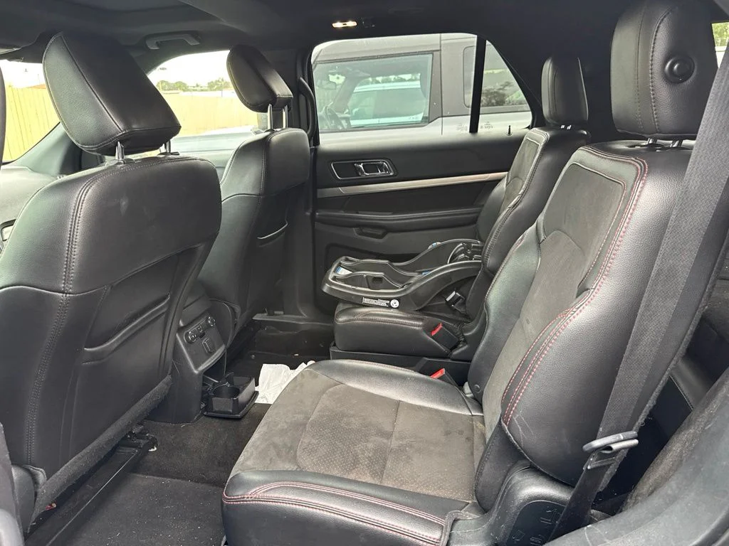 Used 2018 Blue Ford XLT image 15