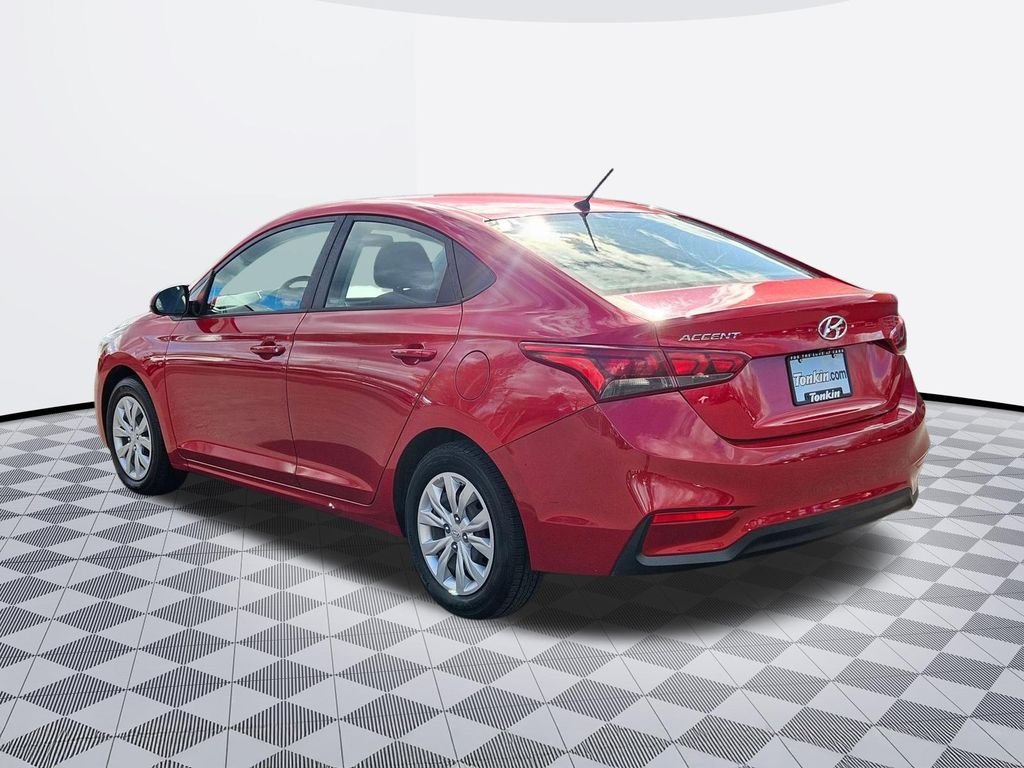 Used 2021 Pomegranate Red Metallic Hyundai SE image 3