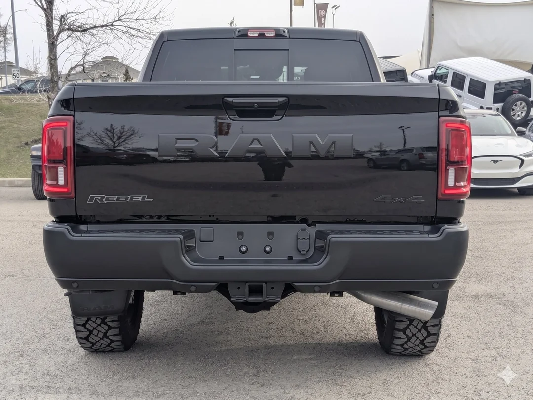 New 2026 Black RAM Rebel - - 6.7L Cummins HO - Rebel Lvl 2 Grp - Rear Air Susp - 5th Wheel/Gooseneck Prep & More! image 7