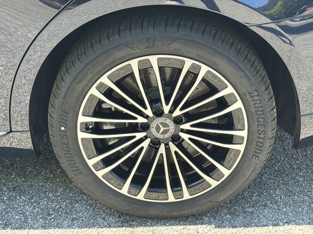New 2026 Nautical Blue Metallic Mercedes-Benz S 580e image 23