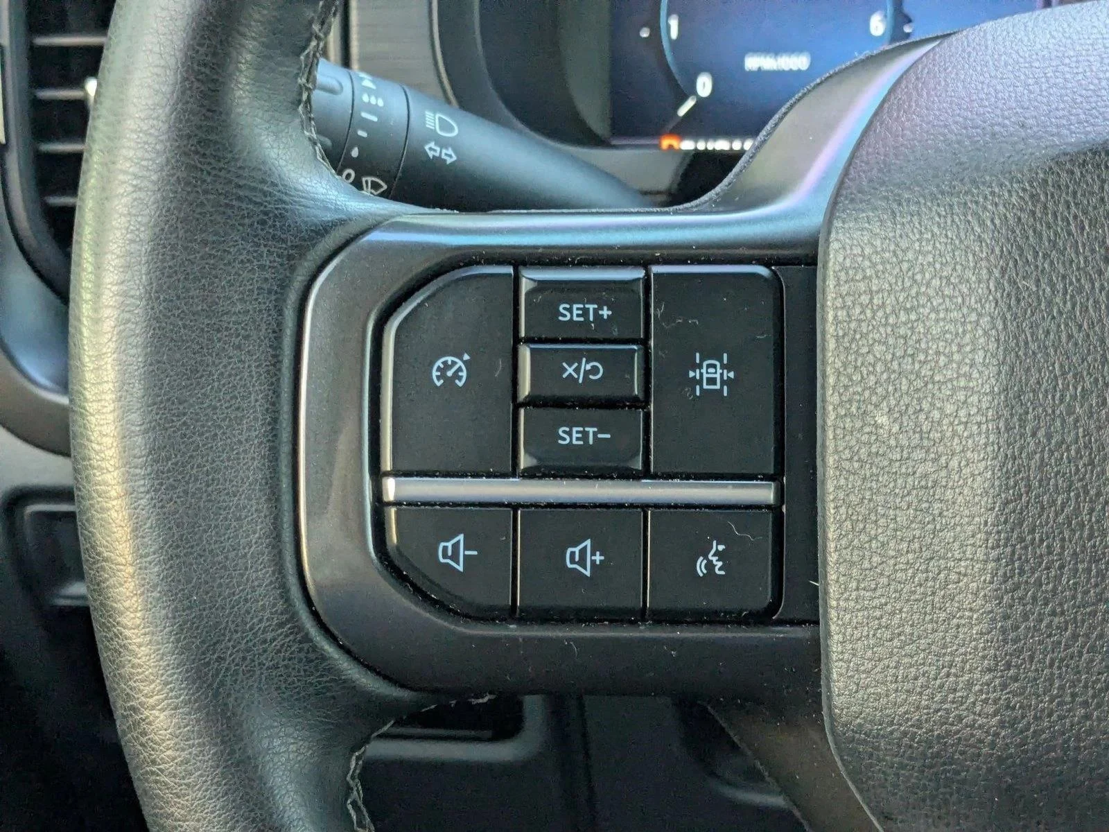 Used 2024 Antimatter Blue Metallic Ford XLT image 4