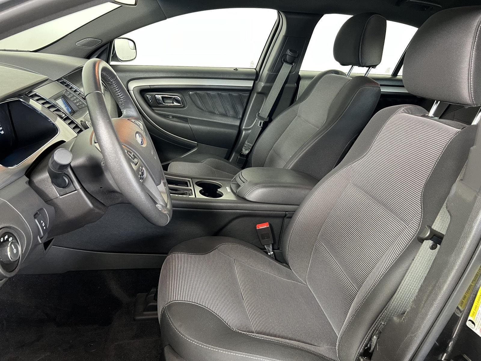 Used 2018 Magnetic Ford SEL image 11