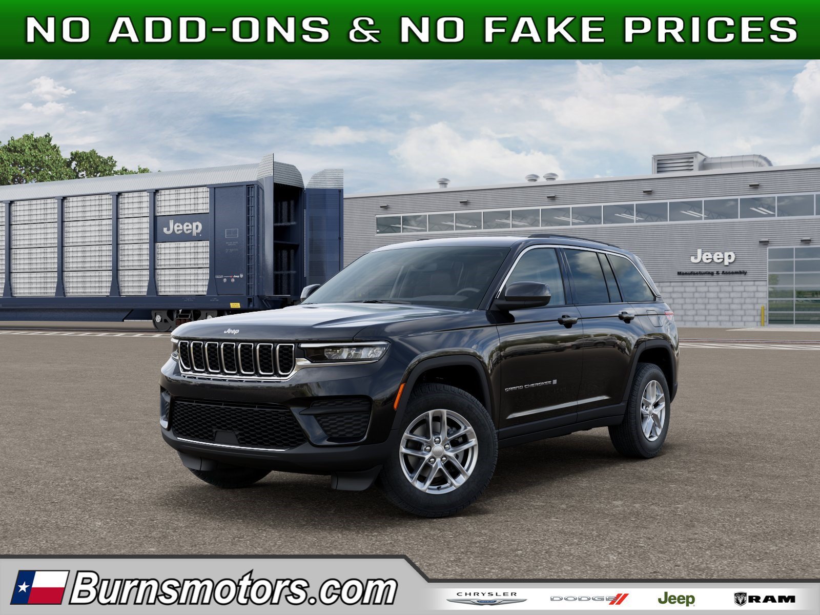 New 2026 Diamond Black Crystal Pearl-Coat Exterior Paint Jeep Laredo image 1