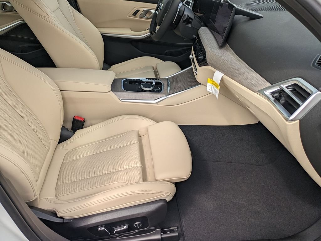 2025 BMW 3 Series 330i - Photo 24