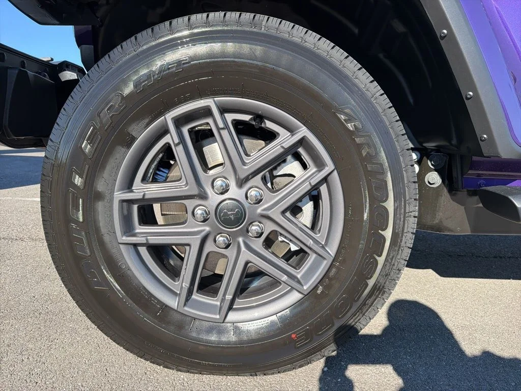 New 2026 Reign Exterior Paint Jeep Sport S image 14