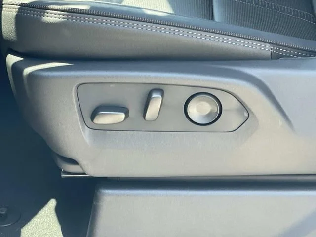 New 2026 Sterling Gray Metallic Chevrolet High Country image 16