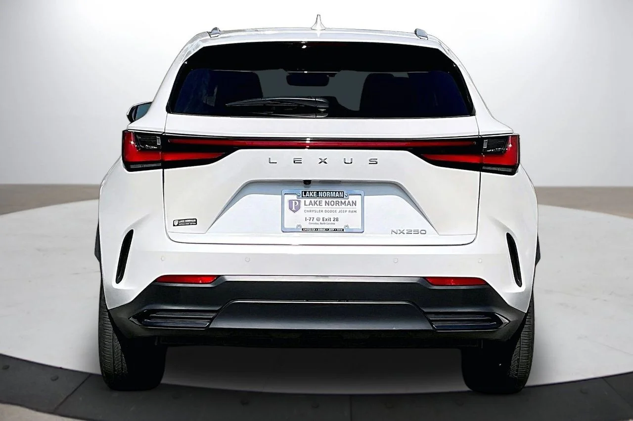 Used 2025 White Lexus 250 Premium image 7