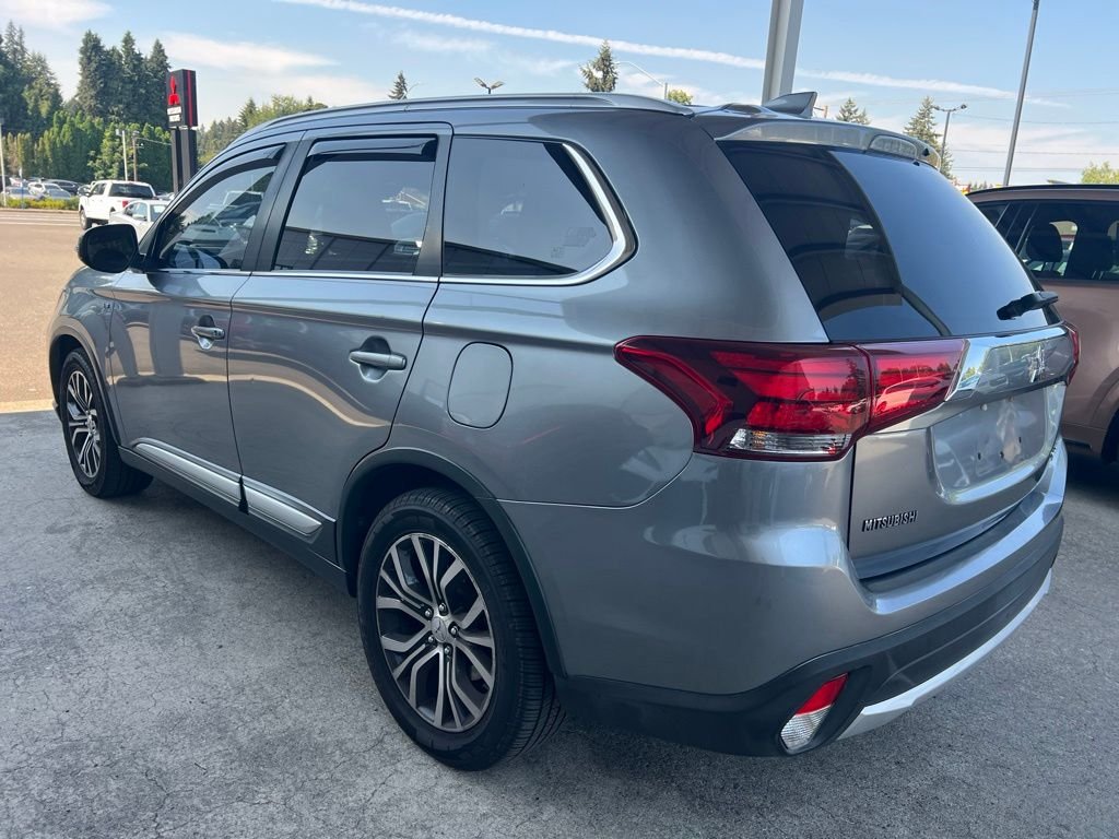 Used 2017 Mercury Gray Metallic Mitsubishi GT image 5