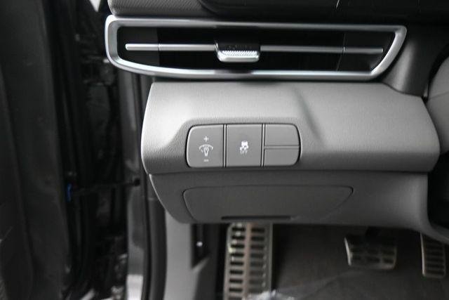 New 2026 Gray Hyundai SEL Sport Premium image 17