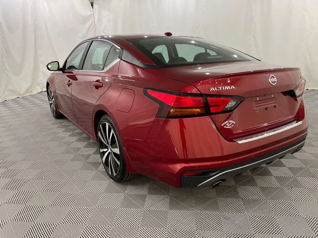 Used 2020 Scarlet Ember Tintcoat Nissan 2.5 SR image 8