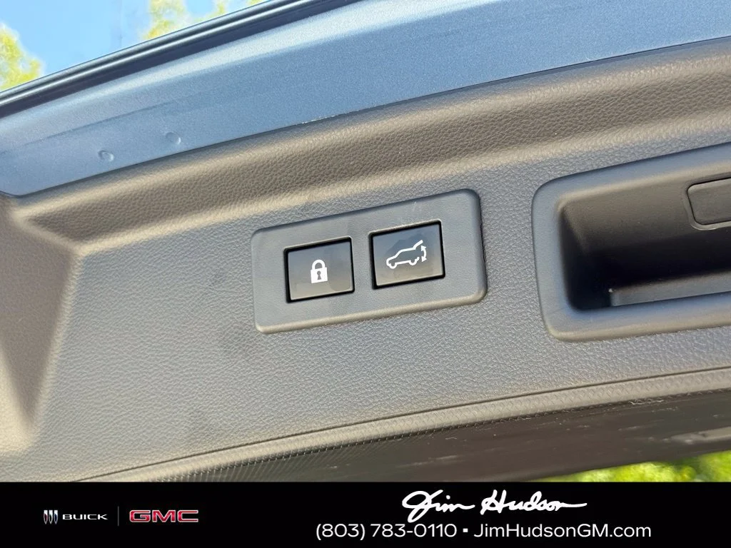 Used 2020 Blue Subaru Touring image 18