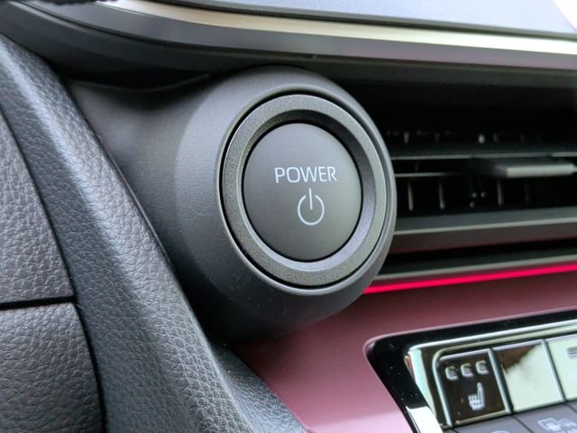 2026 Toyota Prius Plug-in Hybrid XSE - Photo 19